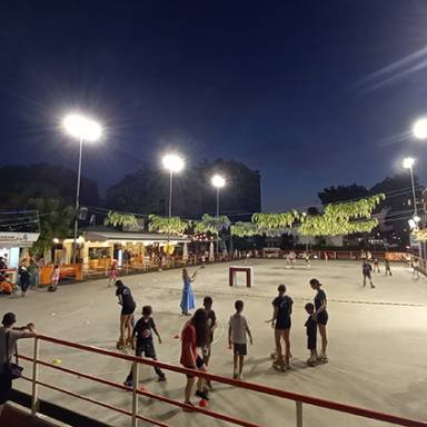 Serata di PATTINAGGIO: gratis pattini e maestre-atlete per i più piccoli !!